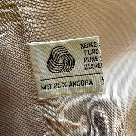 Crisca - 100% Wool Double-Breasted Blazer - with 🍒! - Picture 9 of 12